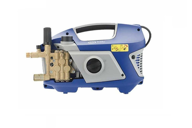 613 - HIGH PRESSURE WASHER 150BAR